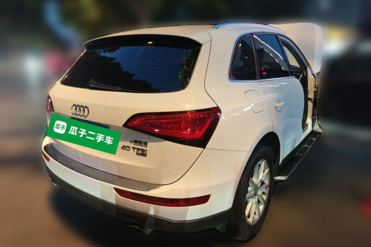 Used Audi Q5 2015 40 TFSI Trendy Edition Rear Right 45 Deg