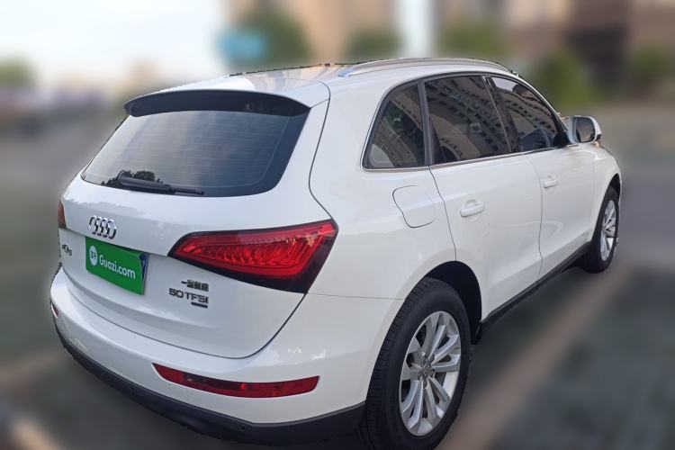 Used Audi Q5 2015 40 TFSI Technology Edition Rear Right 45 Deg