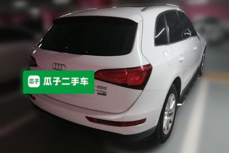Used Audi Q5 2015 40 TFSI Trendy Edition Rear Right 45 Deg