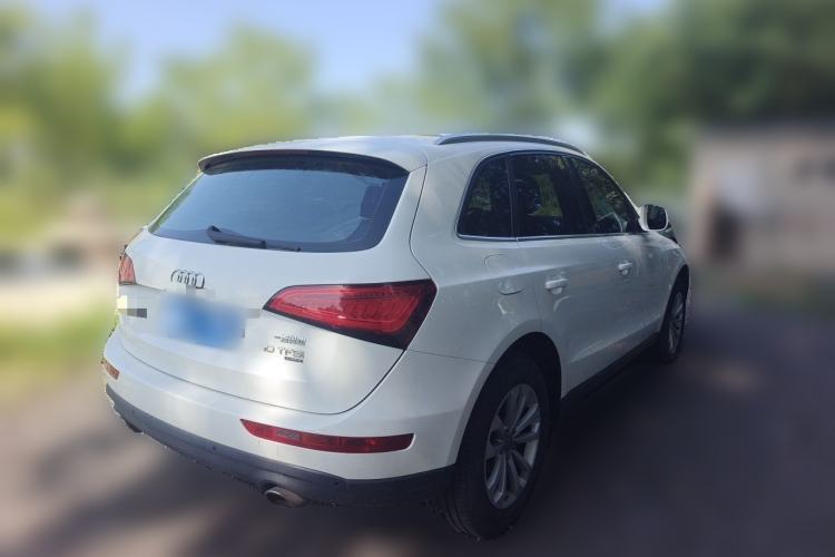 Used Audi Q5 2015 40 TFSI Technology Edition Rear Right 45 Deg