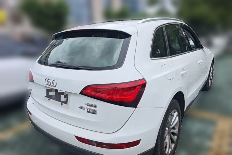 Used Audi Q5 2015 40 TFSI Technology Edition Rear Right 45 Deg