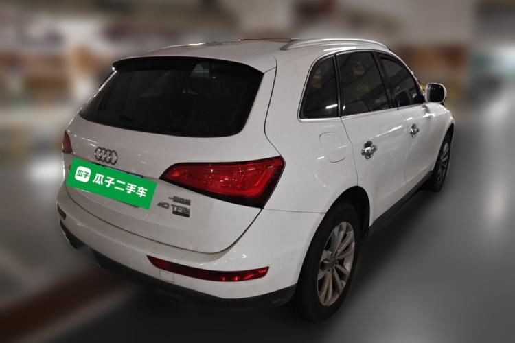 Used Audi Q5 2015 40 TFSI Technology Edition Rear Right 45 Deg