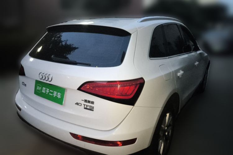 Used Audi Q5 2015 40 TFSI Trendy Edition Rear Right 45 Deg