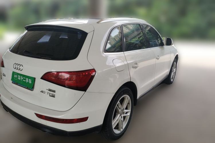Used Audi Q5 2015 40 TFSI Comfort Model Rear Right 45 Deg