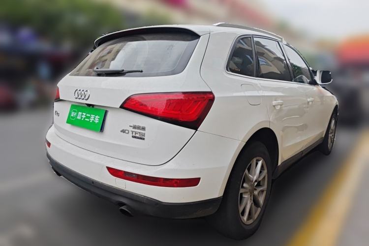 Used Audi Q5 2015 40 TFSI Trendy Edition Rear Right 45 Deg