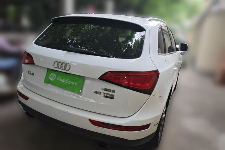 Used Audi Q5 2015 40 TFSI Technology Edition Rear Right 45 Deg
