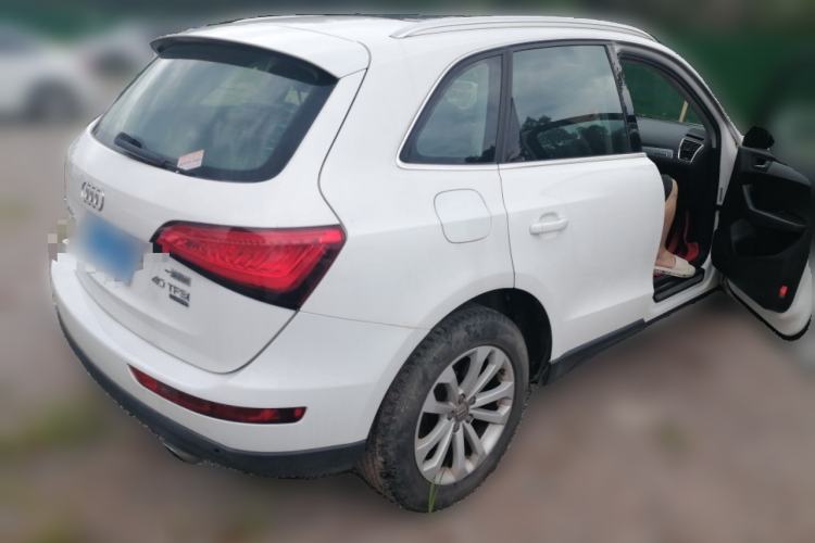 Used Audi Q5 2015 40 TFSI Trendy Edition Rear Right 45 Deg