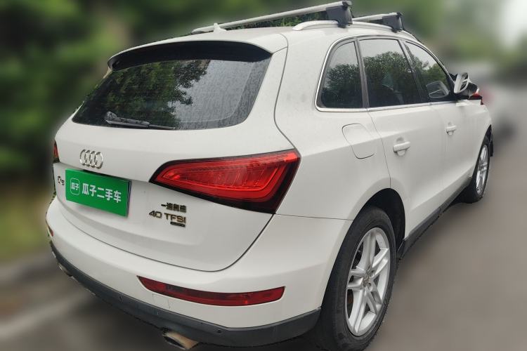 Used Audi Q5 2015 40 TFSI Comfort Model Rear Right 45 Deg