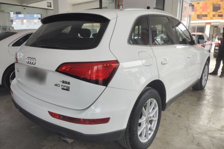 Used Audi Q5 2015 40 TFSI Trendy Edition Rear Right 45 Deg