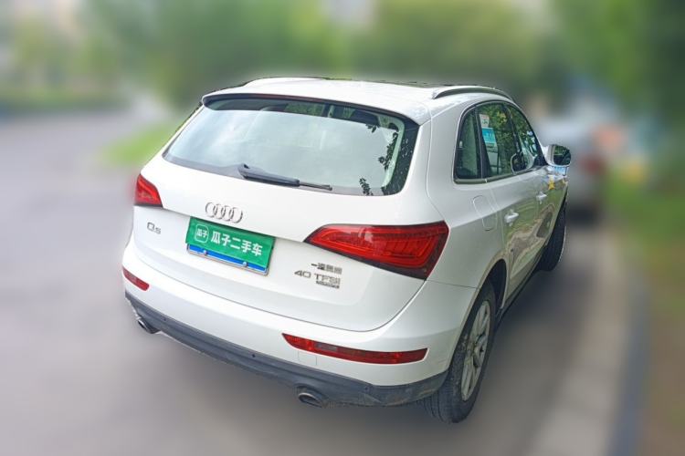 Used Audi Q5 2015 40 TFSI Trendy Edition Rear Right 45 Deg