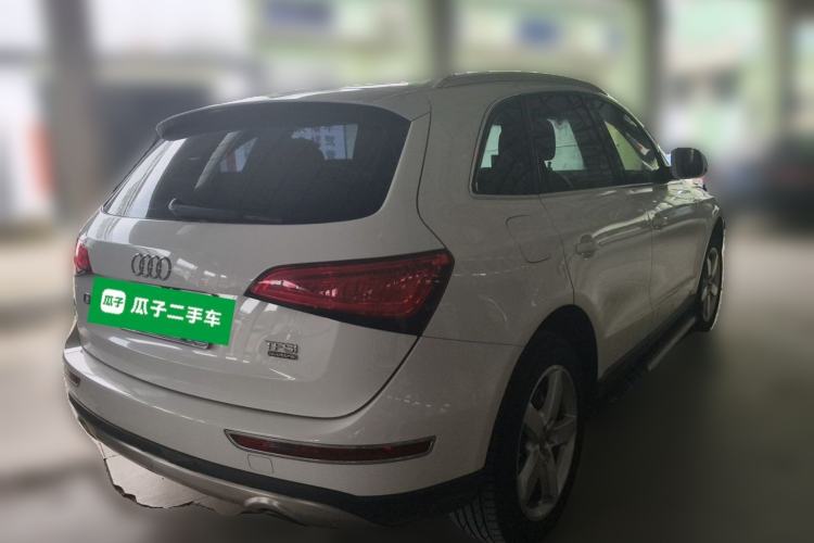 Used Audi Q5 2015 40 TFSI Comfort Model Rear Right 45 Deg