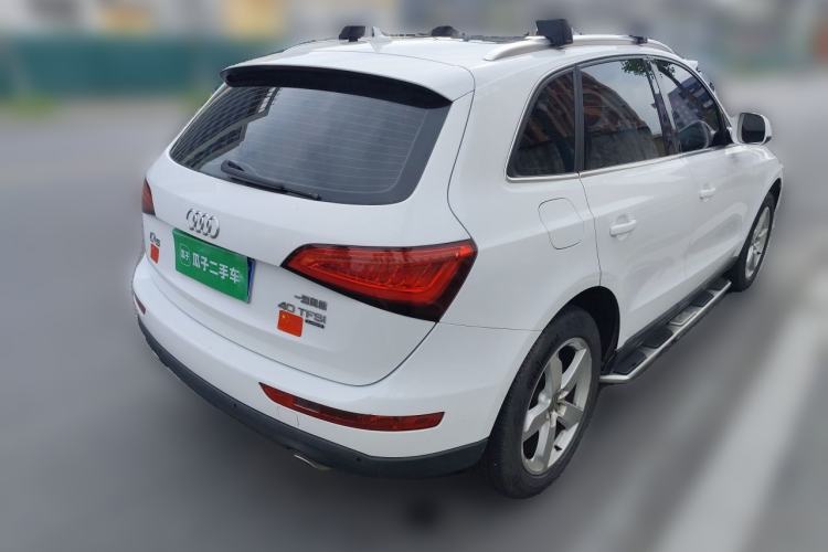 Used Audi Q5 2015 40 TFSI Comfort Model Rear Right 45 Deg