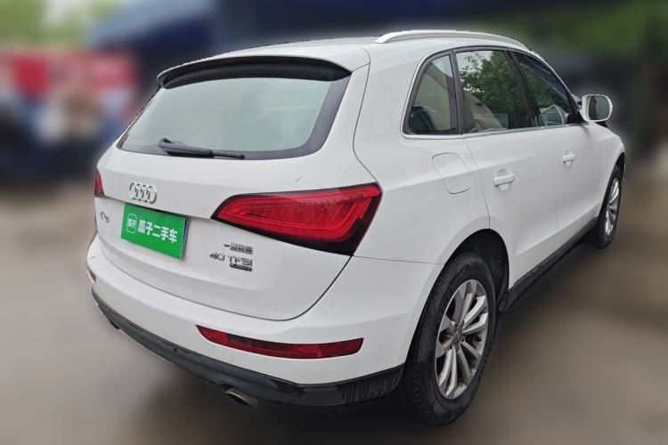 Used Audi Q5 2015 40 TFSI Technology Edition Rear Right 45 Deg