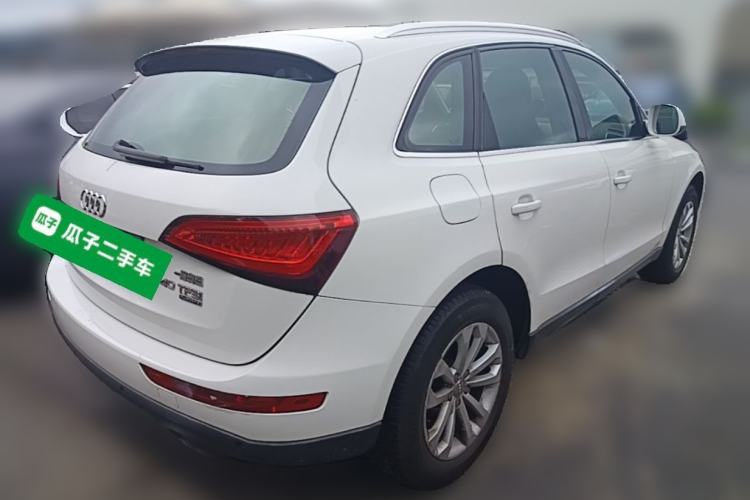Used Audi Q5 2015 40 TFSI Technology Edition Rear Right 45 Deg