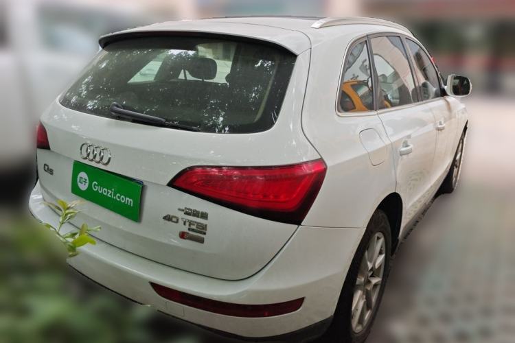 Used Audi Q5 2015 40 TFSI Trendy Edition Rear Right 45 Deg