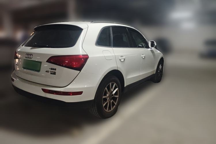 Used Audi Q5 2015 40 TFSI Trendy Edition Rear Right 45 Deg