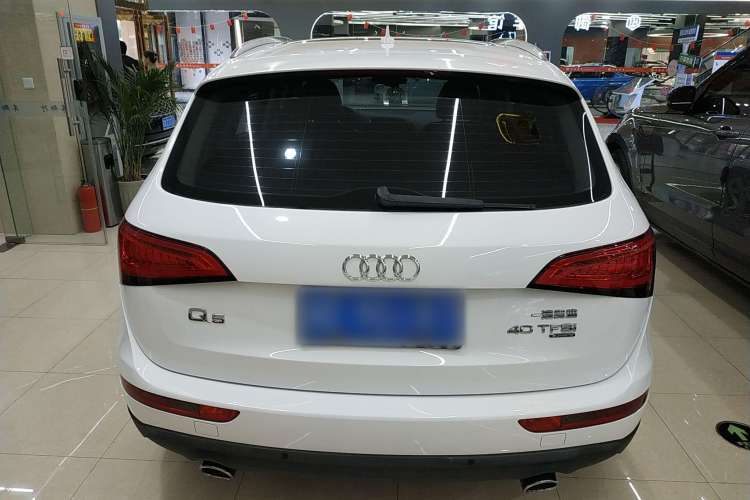 Used Audi Q5 2015 40 TFSI Comfort Model Rear