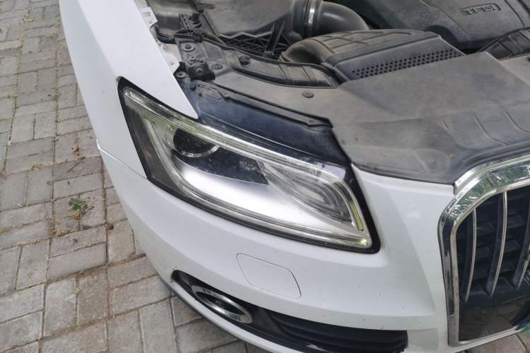Used Audi Q5 2015 40 TFSI Trendy Edition Right Front Headlight