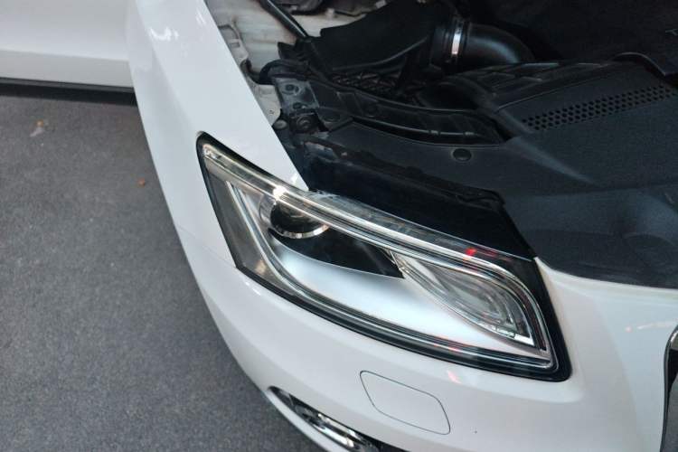 Used Audi Q5 2015 40 TFSI Trendy Edition Right Front Headlight