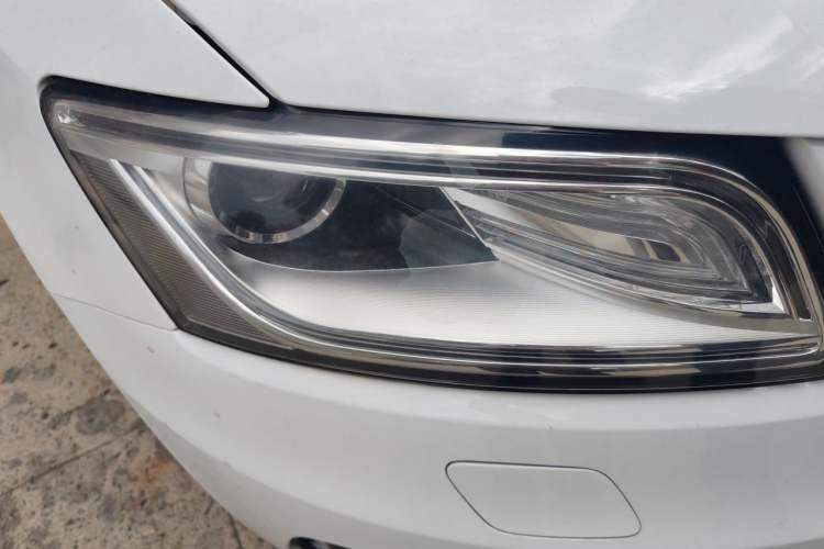 Used Audi Q5 2015 40 TFSI Technology Edition Right Front Headlight
