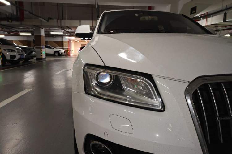 Used Audi Q5 2015 40 TFSI Technology Edition Right Front Headlight