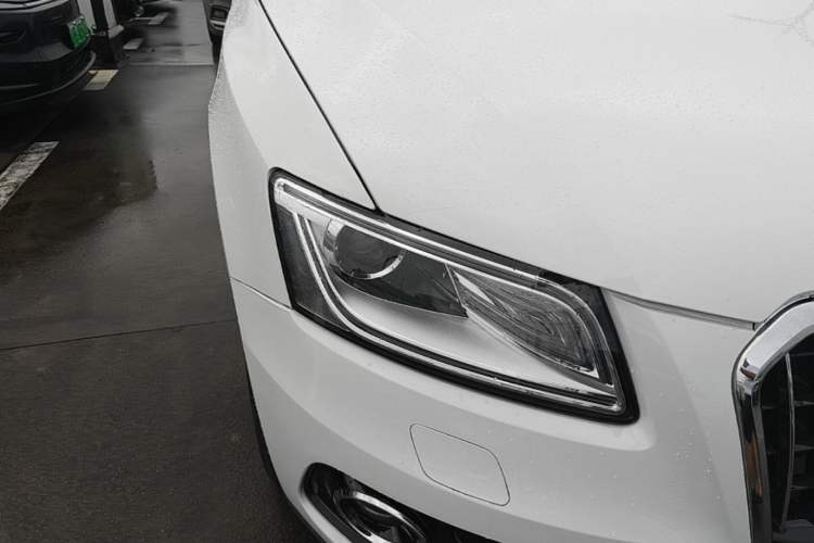 Used Audi Q5 2015 40 TFSI Trendy Edition Right Front Headlight