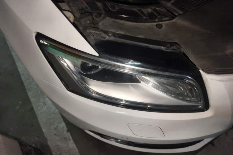 Used Audi Q5 2015 40 TFSI Technology Edition Right Front Headlight