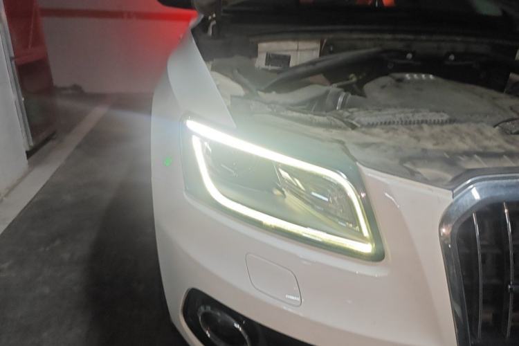 Used Audi Q5 2015 40 TFSI Trendy Edition Right Front Headlight