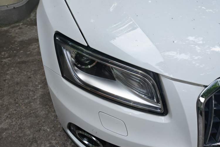 Used Audi Q5 2015 40 TFSI Technology Edition Right Front Headlight