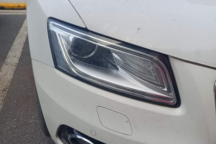 Used Audi Q5 2015 40 TFSI Trendy Edition Right Front Headlight