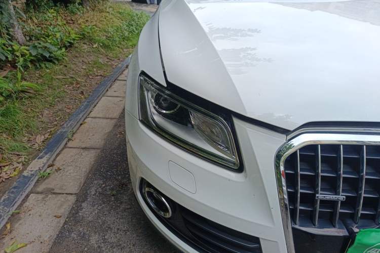 Used Audi Q5 2015 40 TFSI Trendy Edition Right Front Headlight