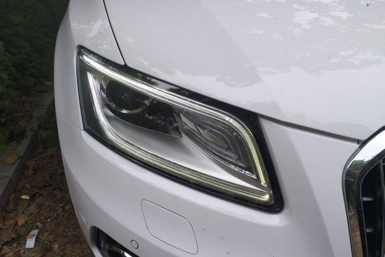 Used Audi Q5 2015 40 TFSI Technology Edition Right Front Headlight