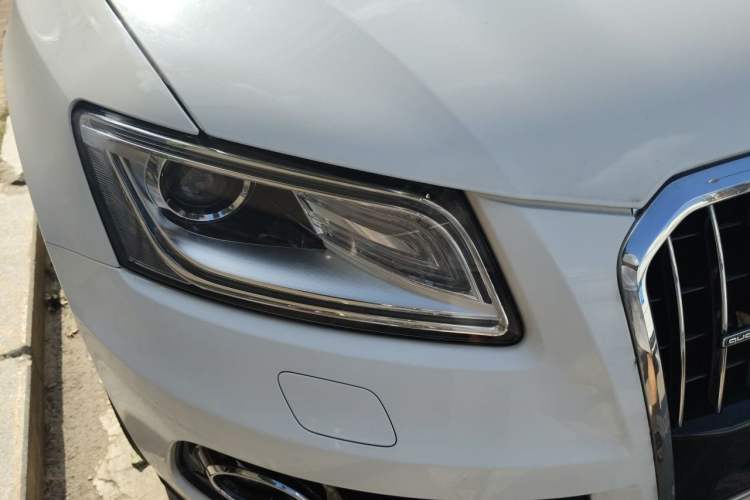 Used Audi Q5 2015 40 TFSI Trendy Edition Right Front Headlight