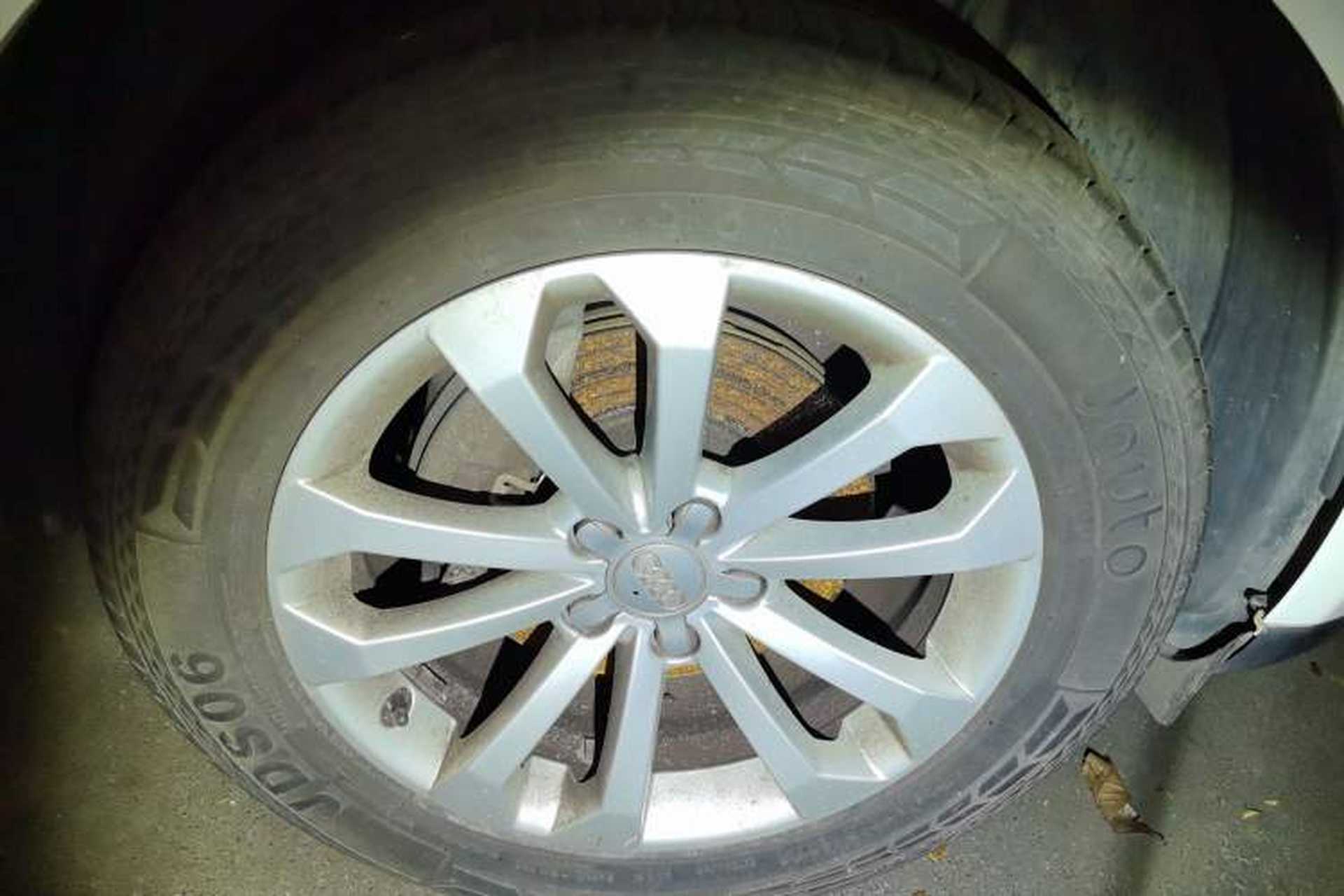 Used Audi Q5 2015 40 TFSI Technology Edition Right Front Wheel Hub
