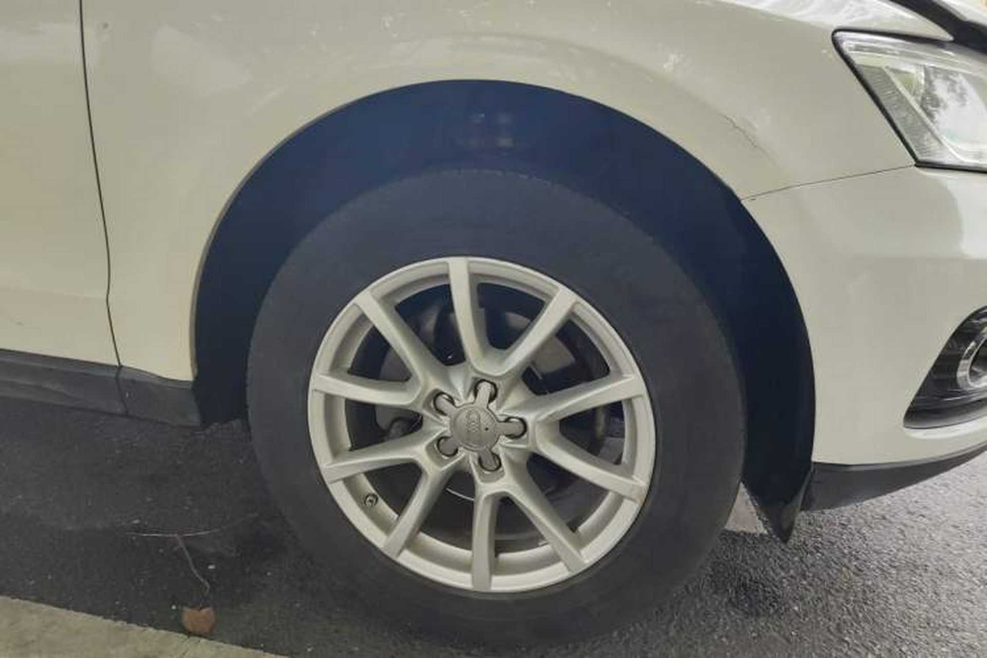 Used Audi Q5 2015 40 TFSI Trendy Edition Right Front Wheel Hub