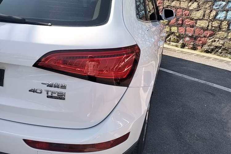 Used Audi Q5 2015 40 TFSI Technology Edition Right Rear Taillight
