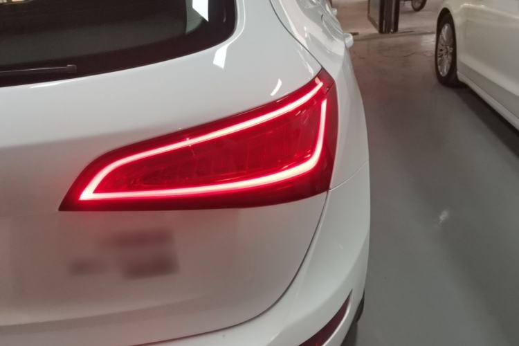 Used Audi Q5 2015 40 TFSI Trendy Edition Right Rear Taillight