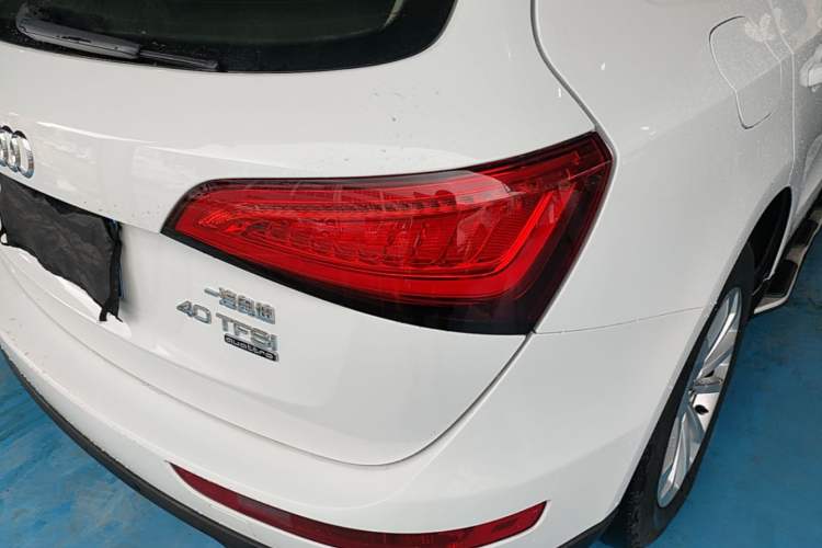 Used Audi Q5 2015 40 TFSI Technology Edition Right Rear Taillight
