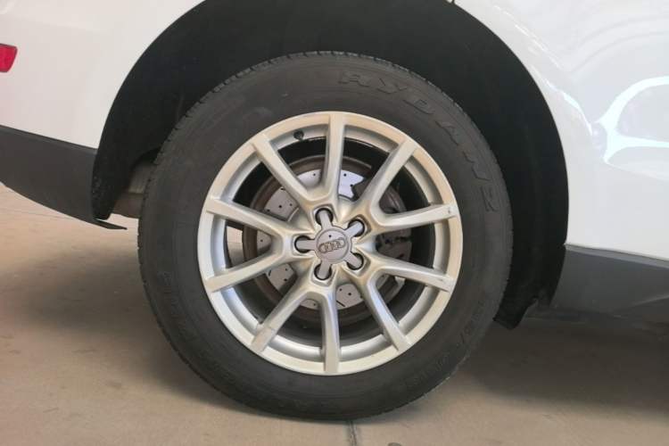 Used Audi Q5 2015 40 TFSI Trendy Edition Right Rear Wheel Hub