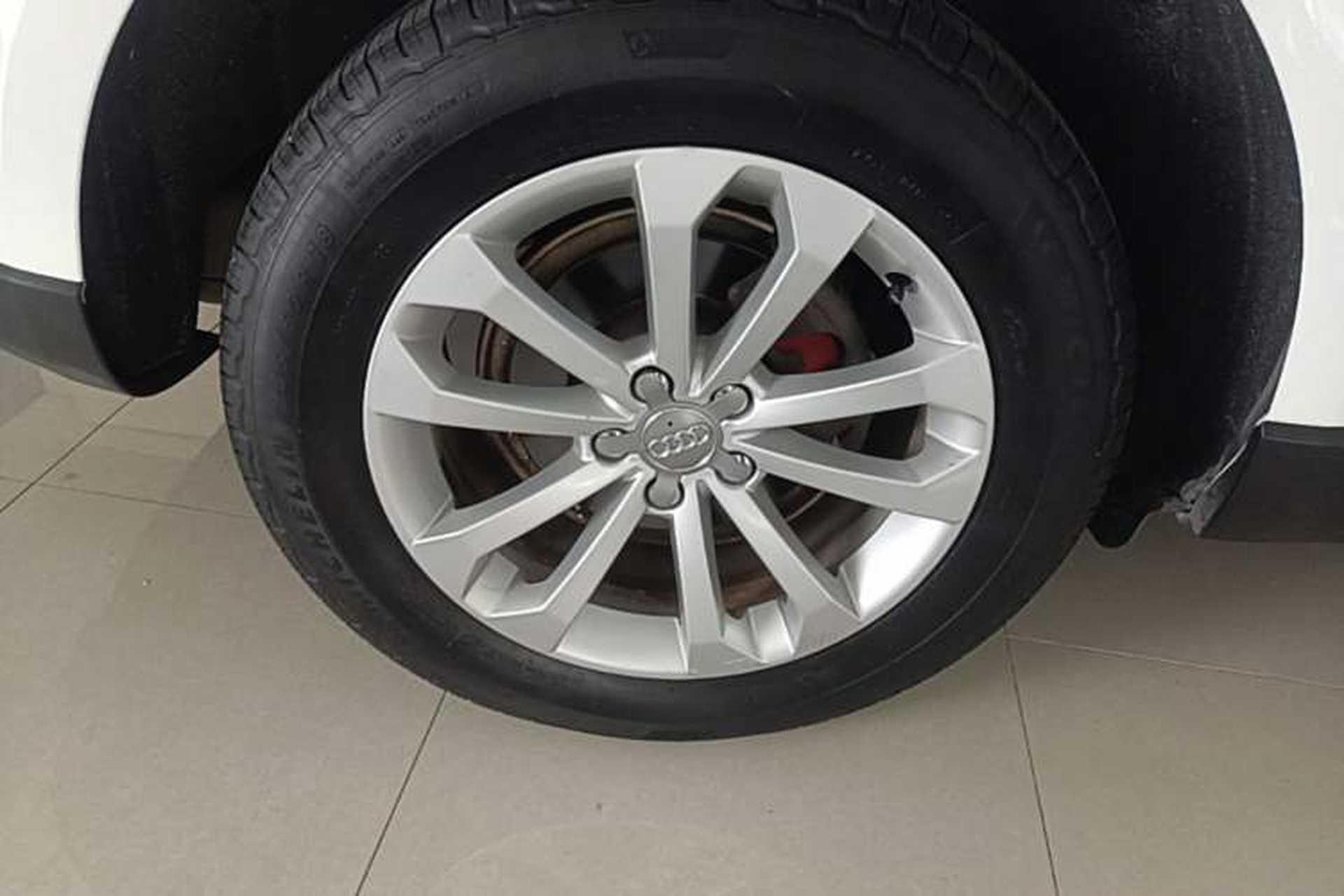 Used Audi Q5 2015 40 TFSI Technology Edition Right Rear Wheel Hub