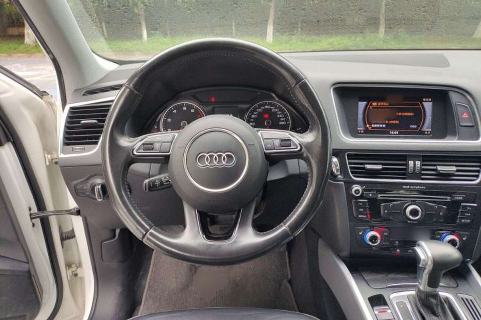 Used Audi Q5 2015 40 TFSI Technology Edition Steering Wheel