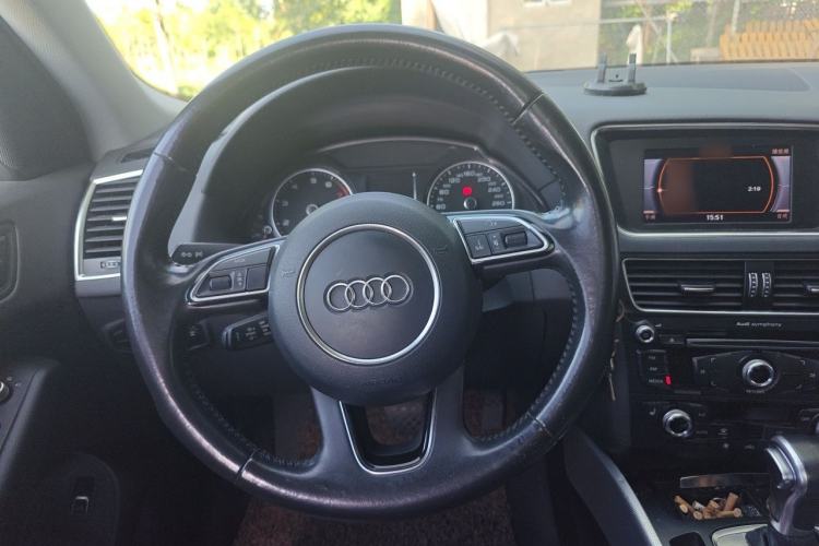 Used Audi Q5 2015 40 TFSI Technology Edition Steering Wheel
