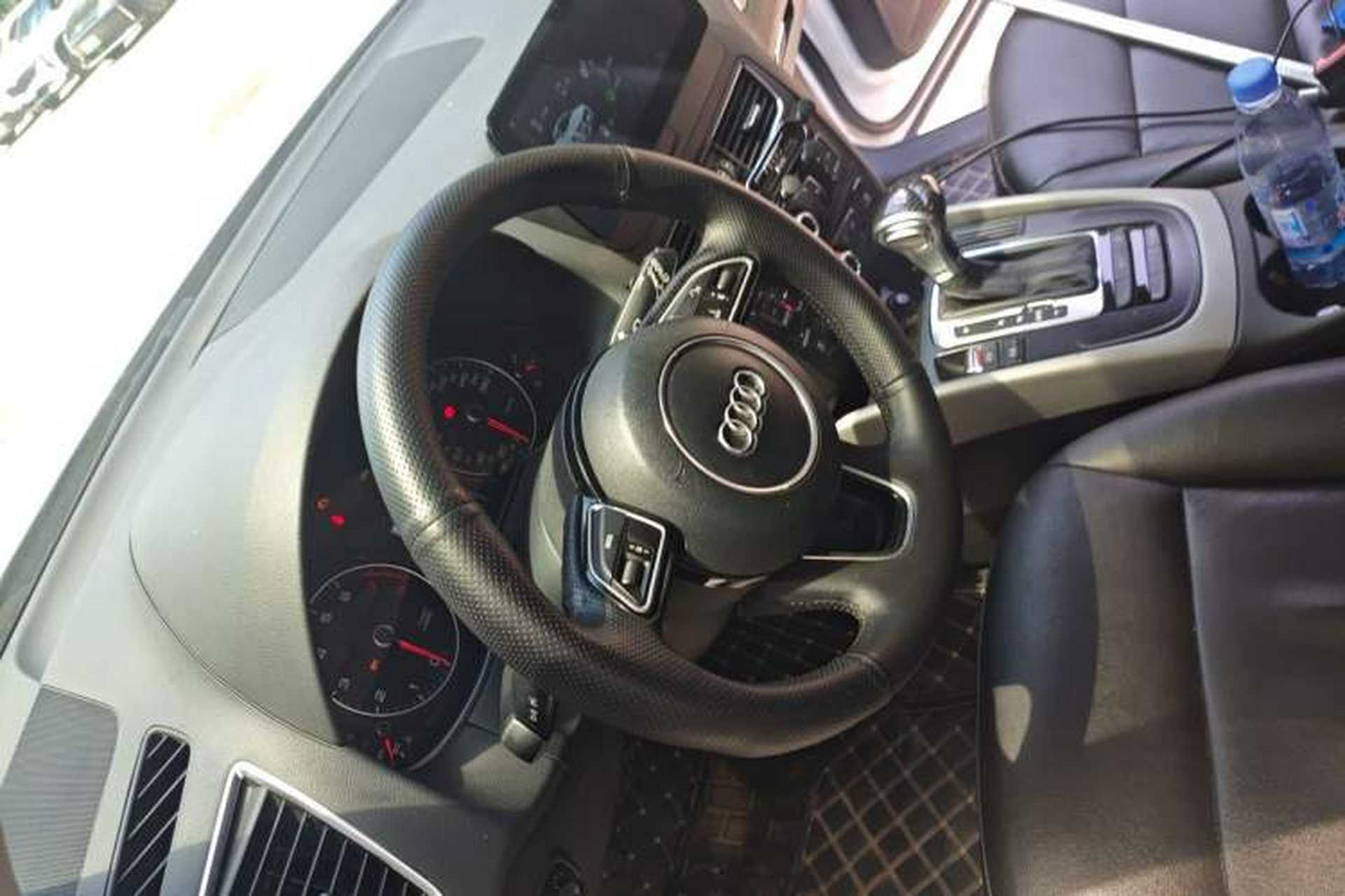 Used Audi Q5 2015 40 TFSI Trendy Edition Steering Wheel