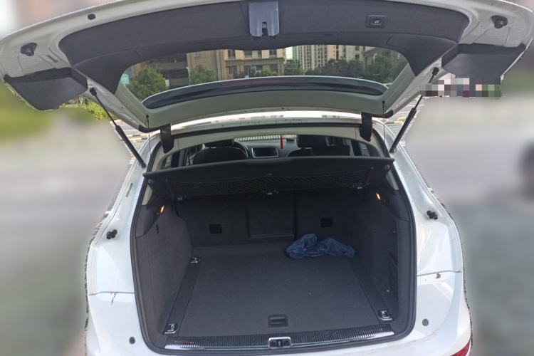 Used Audi Q5 2015 40 TFSI Technology Edition Trunk