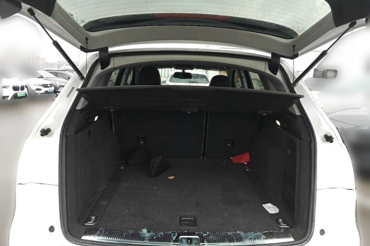Used Audi Q5 2015 40 TFSI Trendy Edition Trunk