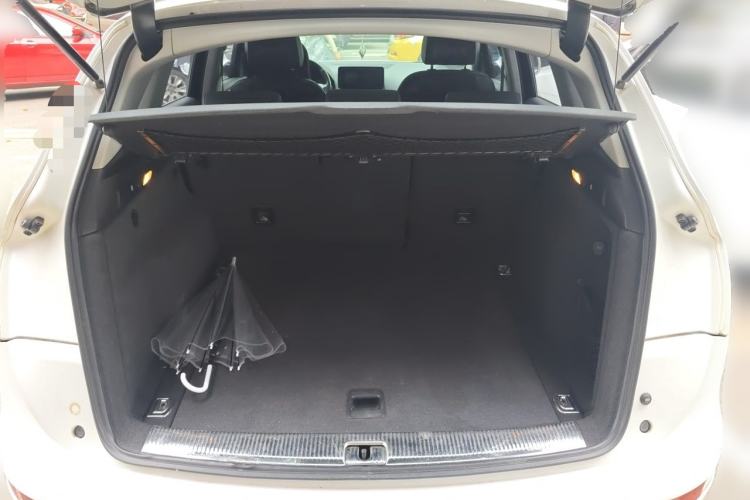 Used Audi Q5 2015 40 TFSI Technology Edition Trunk