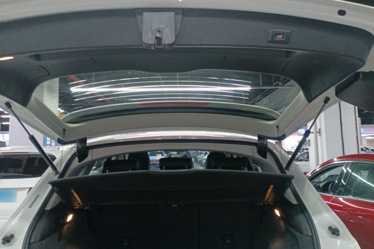 Used Audi Q5 2015 40 TFSI Technology Edition Trunk