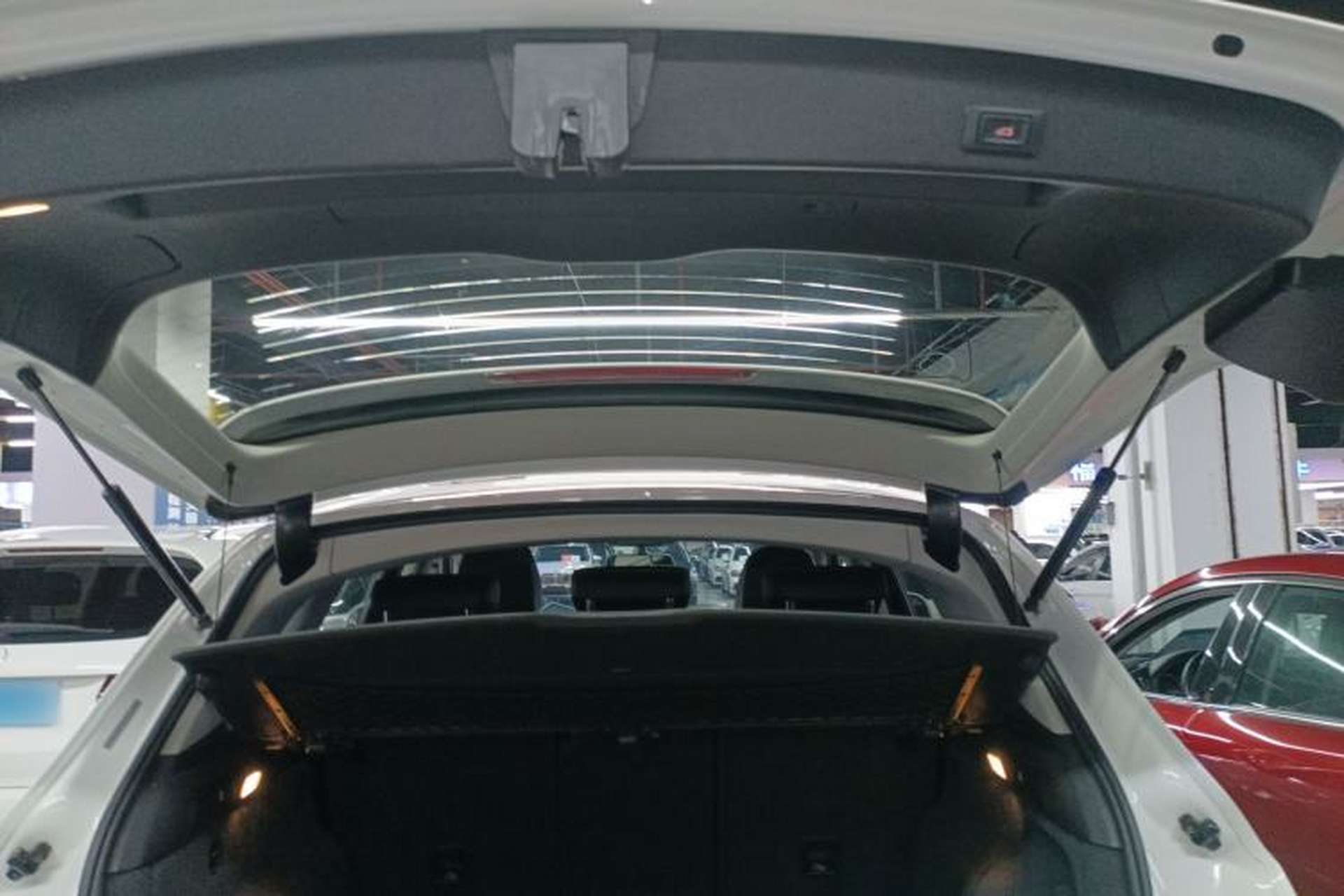 Used Audi Q5 2015 40 TFSI Technology Edition Trunk