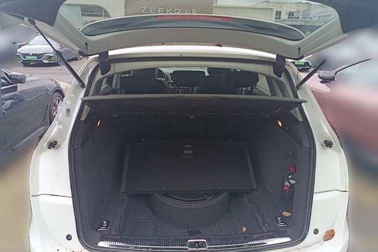 Used Audi Q5 2015 40 TFSI Technology Edition Trunk