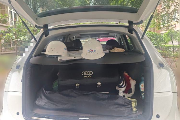 Used Audi Q5 2015 40 TFSI Trendy Edition Trunk